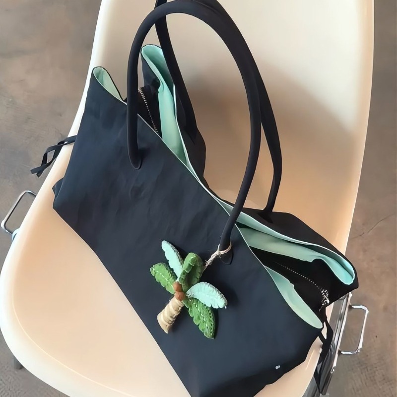 Luxury Crossbody Handbag With  - огляд і ціна Luxury Bags Without Logo