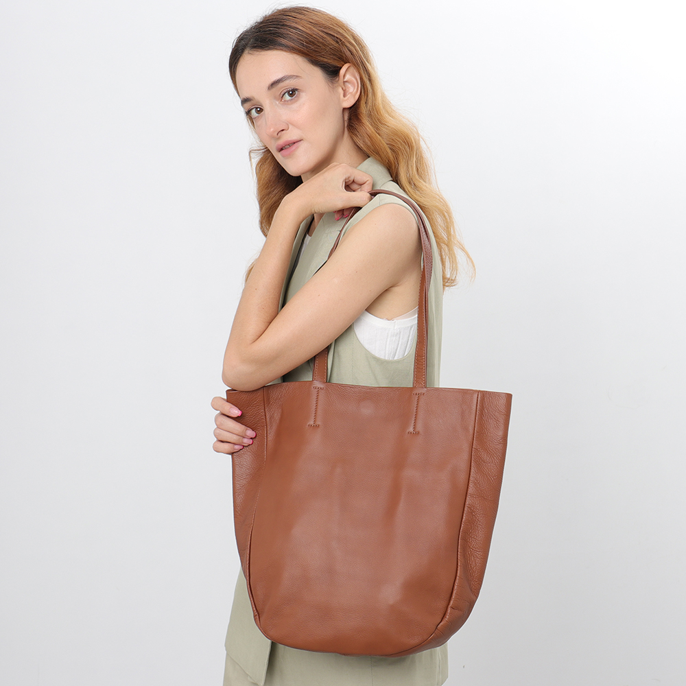SC Luxury Italian Genuine Leat - огляд і ціна Luxury Bags For School