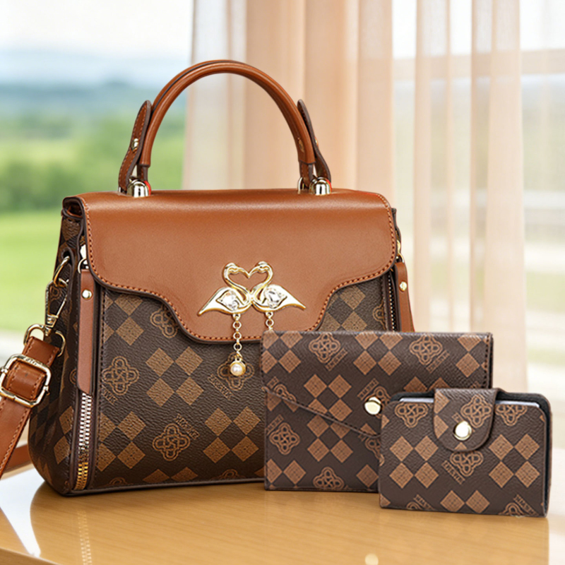 3-piece women's bag set, light - огляд і ціна Luxury Bags In