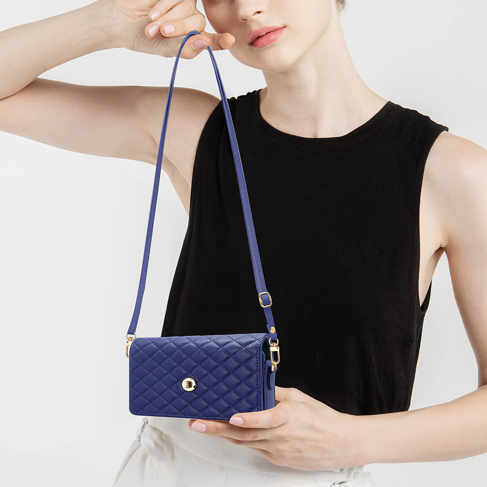 Compatible With Galaxy Z Fold  - огляд і ціна Luxury Bags In