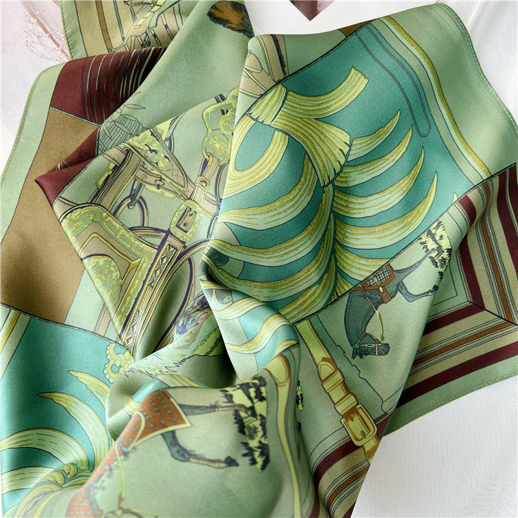 65CM Green Silk Scarf Luxury D - огляд і ціна Luxury Bags Green