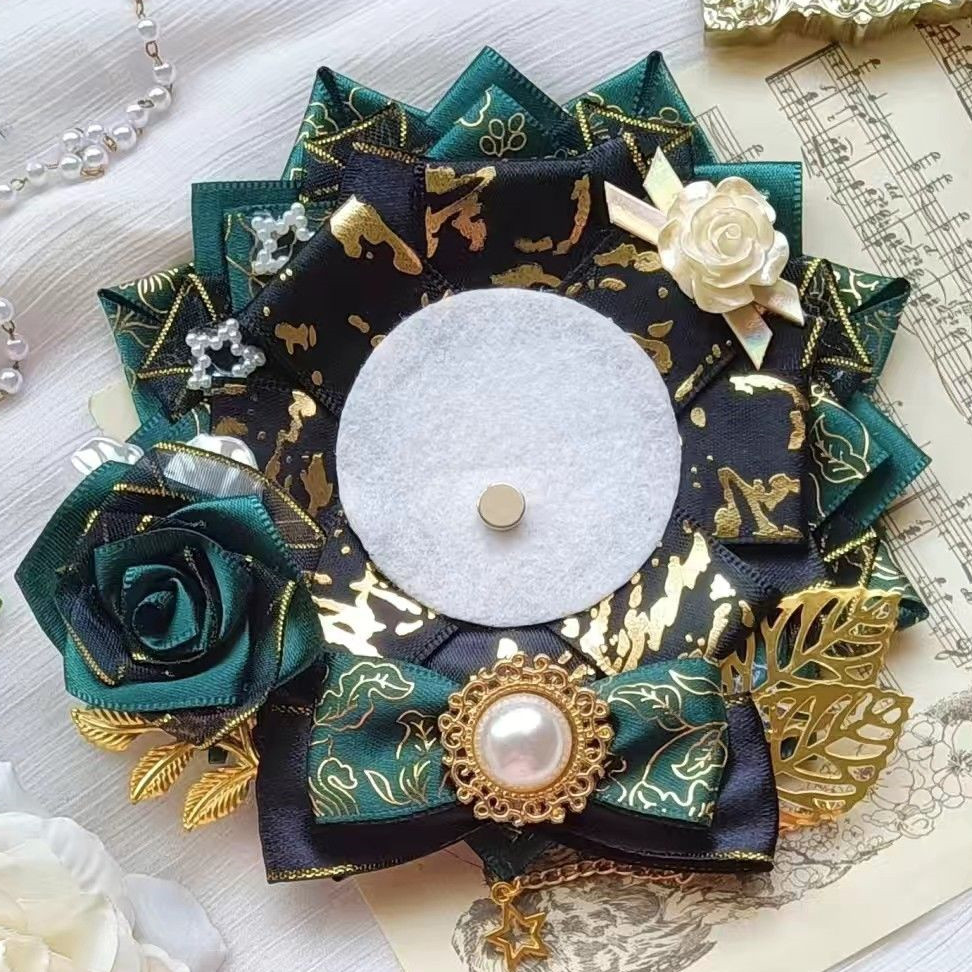 Green Ribbon Badge Rosette. Lu - огляд і ціна Luxury Bags Green