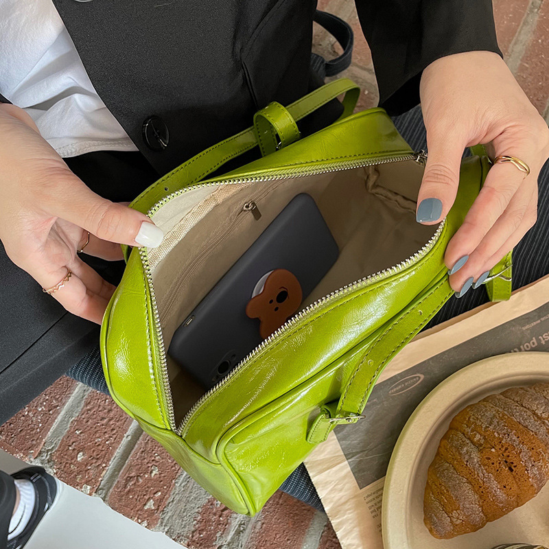 2026 Summer Green Commuter Sho - огляд і ціна Luxury Bags Green